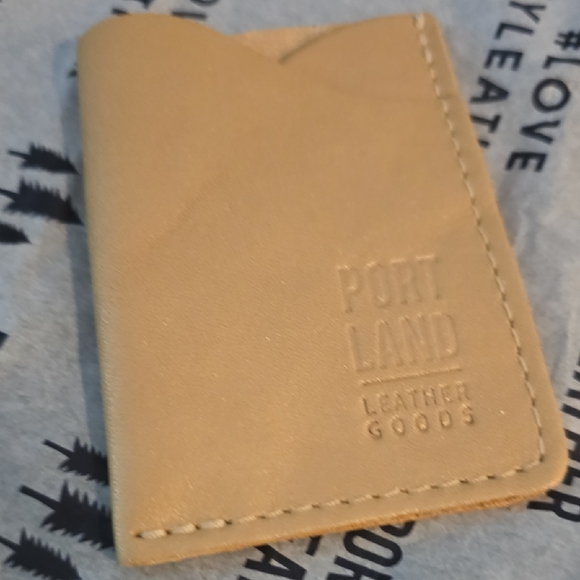 BNNU Portland Leather Minimalist - Picture 1 of 2
